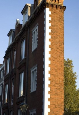 1211086115_house17fgh.jpg