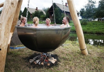 еще пару часиков и к ... столу.png