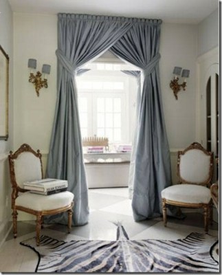 83542-stilvolles-zebrastreifen-design-wohnzimmer-altmodisch-barockstil-wei.jpg