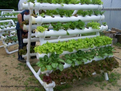 how-to-build-small-pvc-pipe-vertical-vegetable-garden-how-to-how-to-do-diy-instructions-crafts-do-it-yourself-diy-website-art-project-ideas.jpg