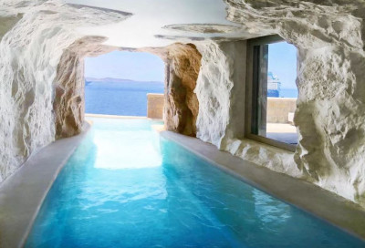 Cavo Tagoo Mykonos.JPG
