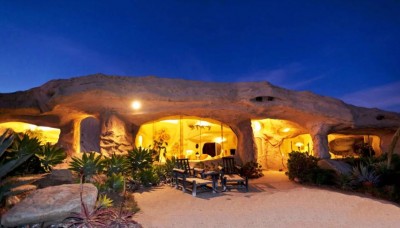 flintstone house.JPG