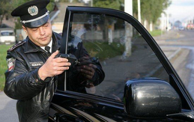 10 тонирование стекол автомобиля своими руками.png