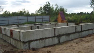 Фундамент из блоков своими руками.jpg