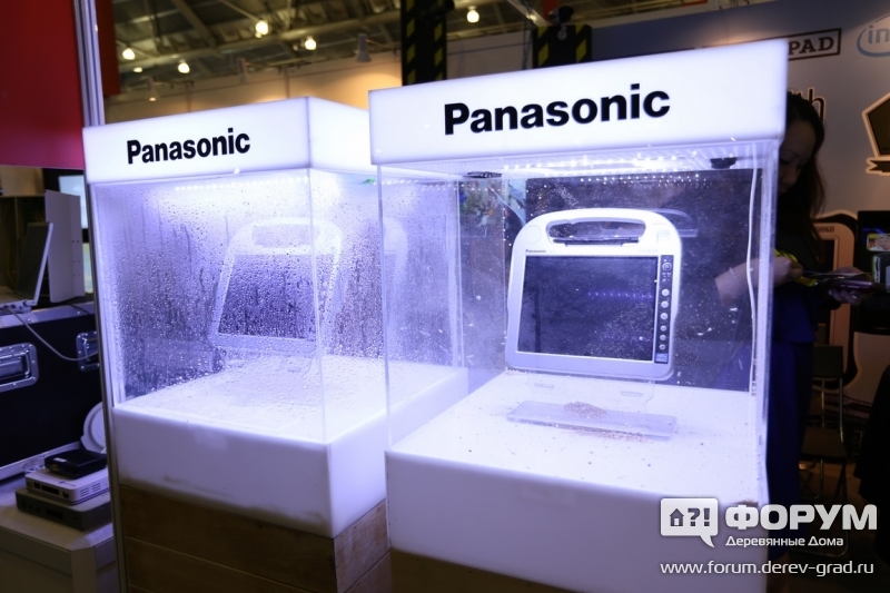 IT-DNS PTE LTD предлагает устойчивое мобильное рабочее устройство (планшет) PANASONIC