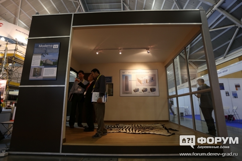 Стенд компании MODERNA HOMES (2)