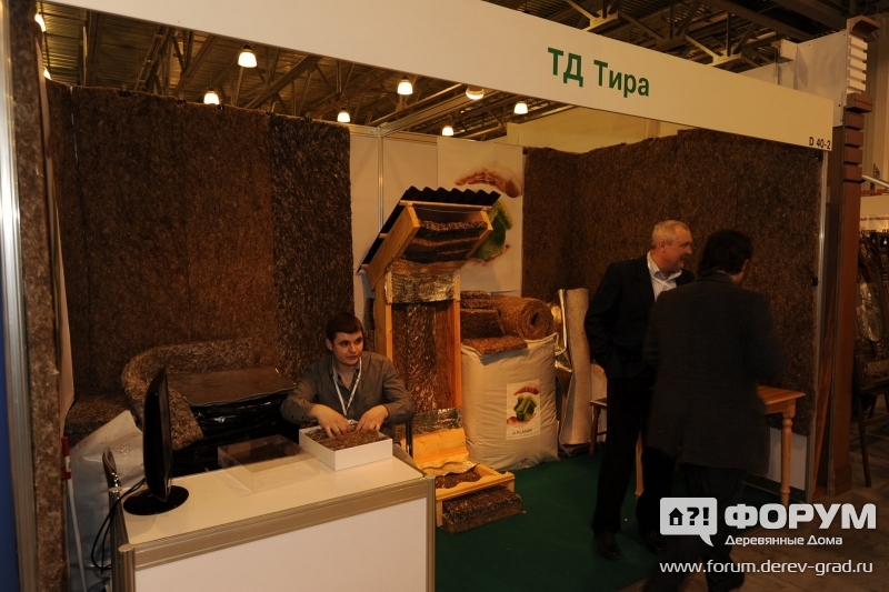 Стенд компании ТИРА