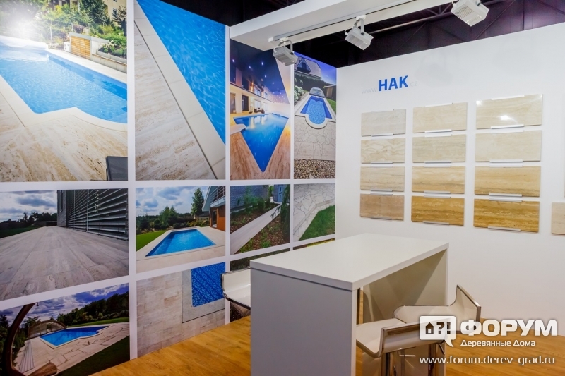 Стенд компании Hak - фотографии готовых объектво и панелей