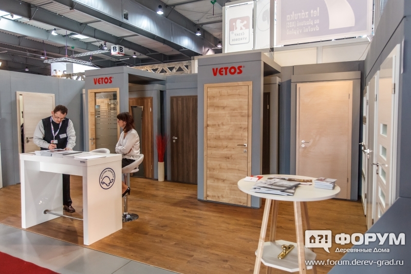 Стенд компании Vetos двери для помещений