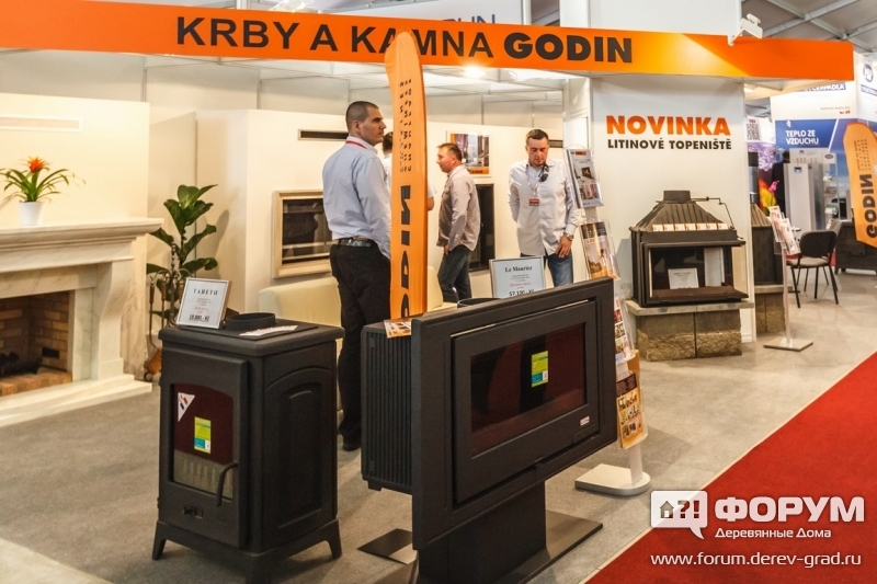 Стенд компании Godin