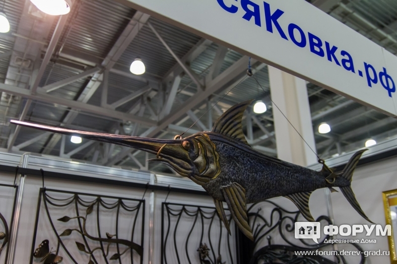 образцы на стенде компании "Русская ковка"