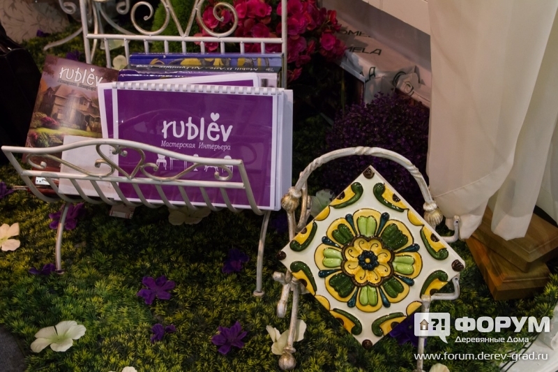 Образцы на стенде компании RUBLEV