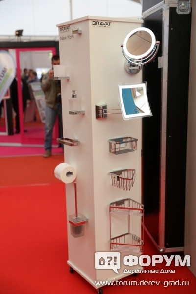подвисные зеркала, металлические подставки для ванной