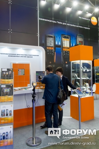 Стенд компании testo