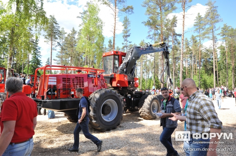 Харвестер Коматцу (Komatsu)