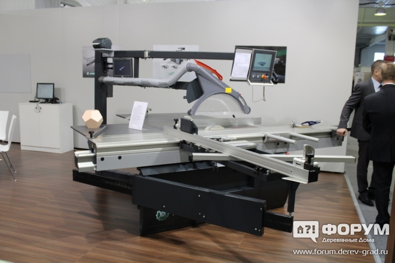 Круглопильный станок ALTENDORF