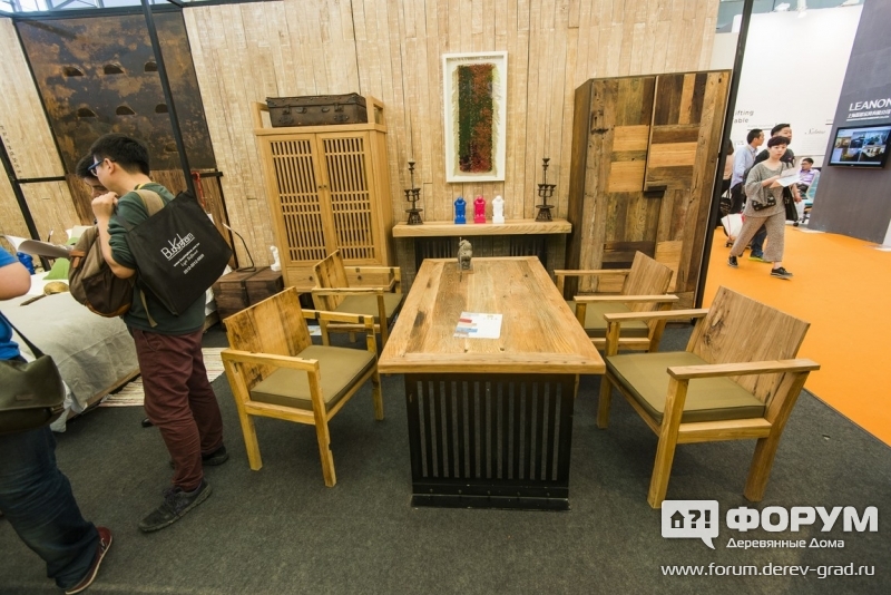 Мебель из дерева и металла Гужао Фернитура (GuZhao Furniture)