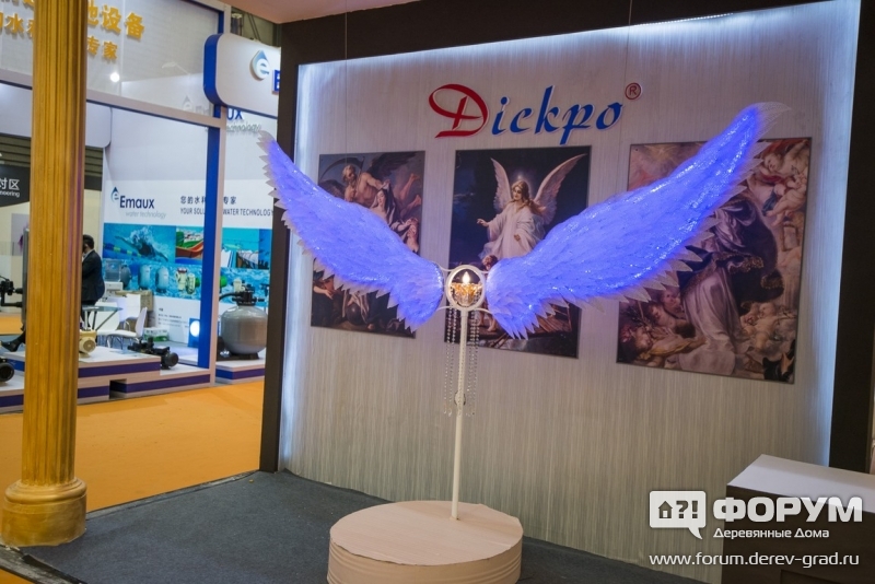 Световые декорации, люстры, лампы Дикпо (Dickpo)
