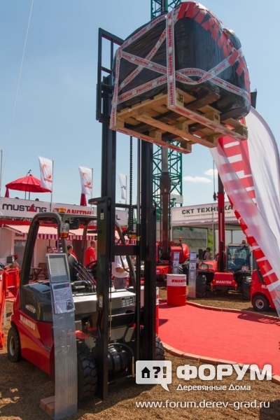 Вилочный погрузчик Маниту (Manitou) MI 25 D