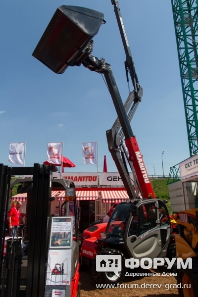 Телескопические и фронтальные погрузчики Маниту (Manitou)