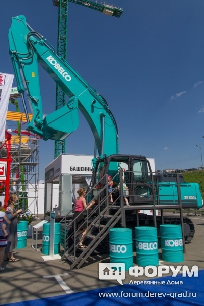Гусеничный миниэкскаватор Кобелко (Kobelco) SS