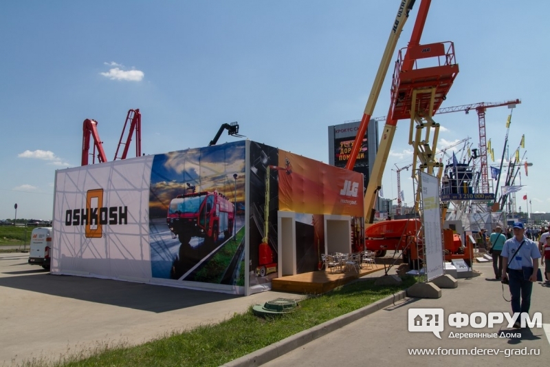 Подъемники компании Джейлджи ( JLG)