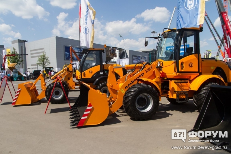 Универсальный погрузчик Амкодор 330СЕ