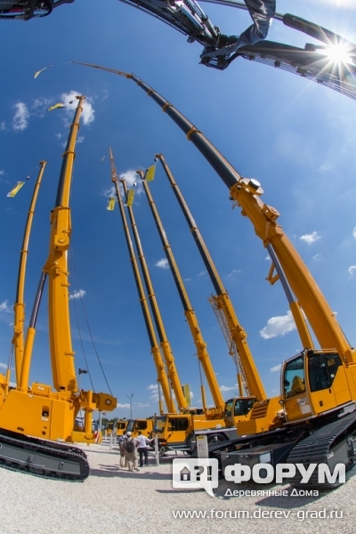 Гусеничный кран с телескопической стрелой LTR 1100