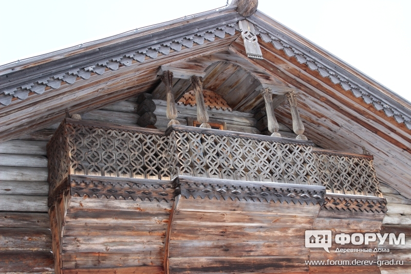 Балкон в русской избе