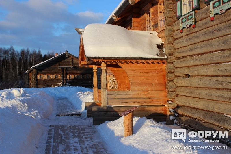 Примыкание крыльца к стене