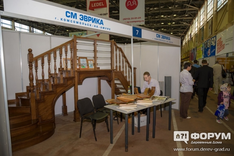 Участники выставки Современный дом СМ Эврика г. Комсомольск-на-Амуре