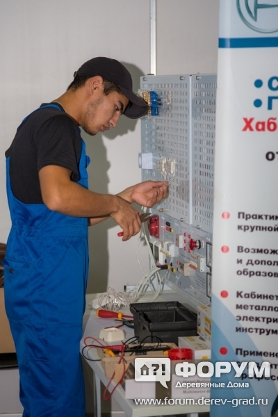 Колледж ведет подготовку специалистов в области энергетики благодаря которым в наши дома поступает тепло и электричество