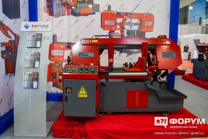 Полуавтоматический ленточнопильный станок KMT 350 KDG