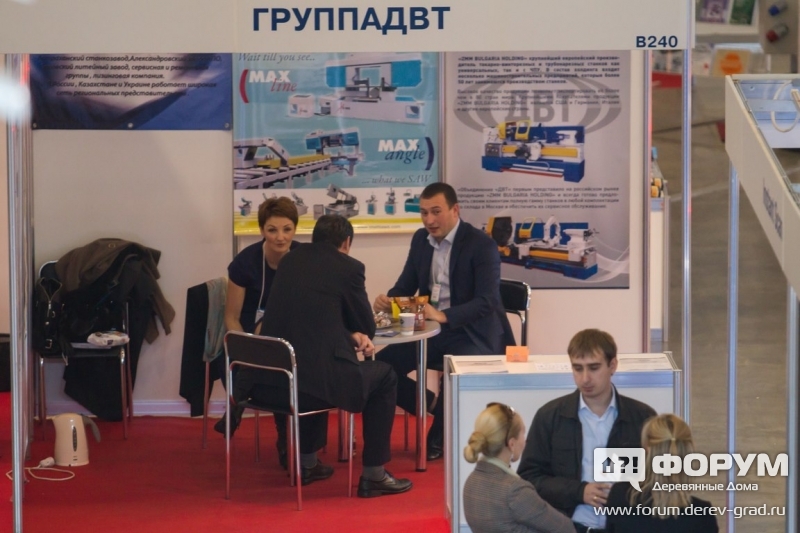 Токарно-винторезные и трубонарезные станки от компании ГруппаДВТ