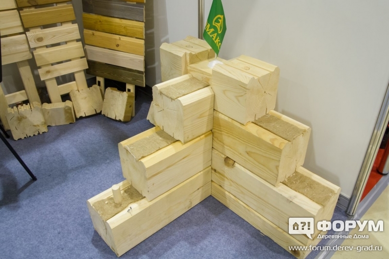 Макет стены из бруса компании "Юмакс"
