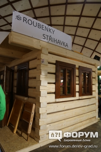 Строительство из деревянных срубов от Роубенки Стрихавка (Roubenky strihavka)