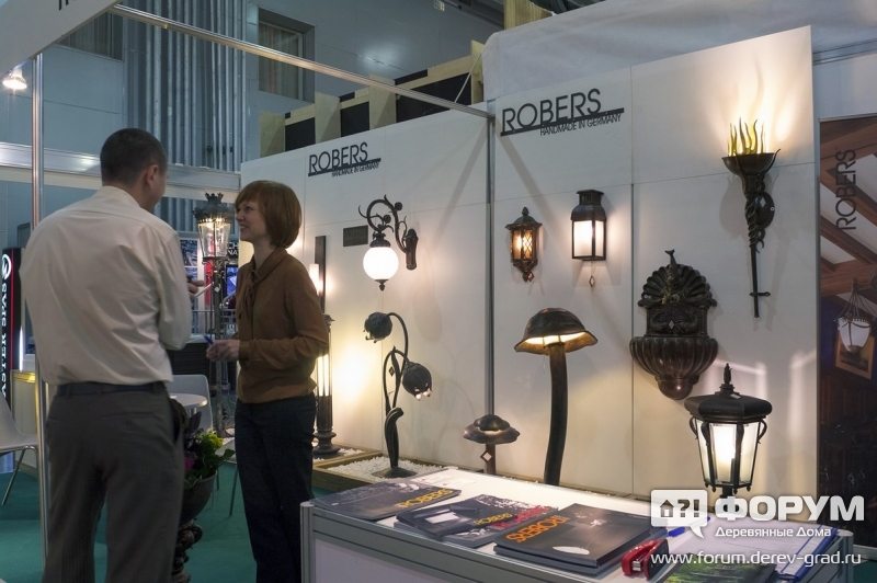 Светильники Robers на стенде Студии света «Аксиома»