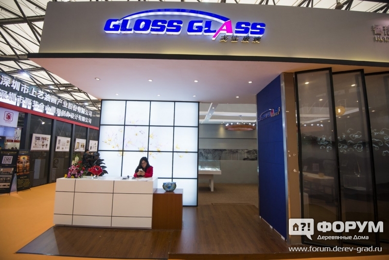 Материалы для отделки интерьера из стекла от Глосс Гласс (Gloss Glass)