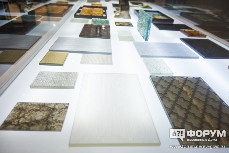 Материалы для отделки интерьера из стекла от Глосс Гласс (Gloss Glass)