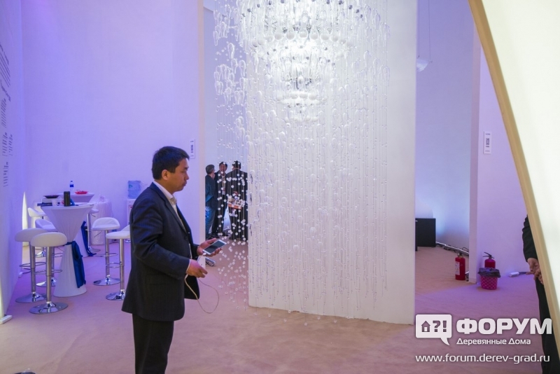 Освещение от Хауи Лайтинг компани (Huayi lighting company)