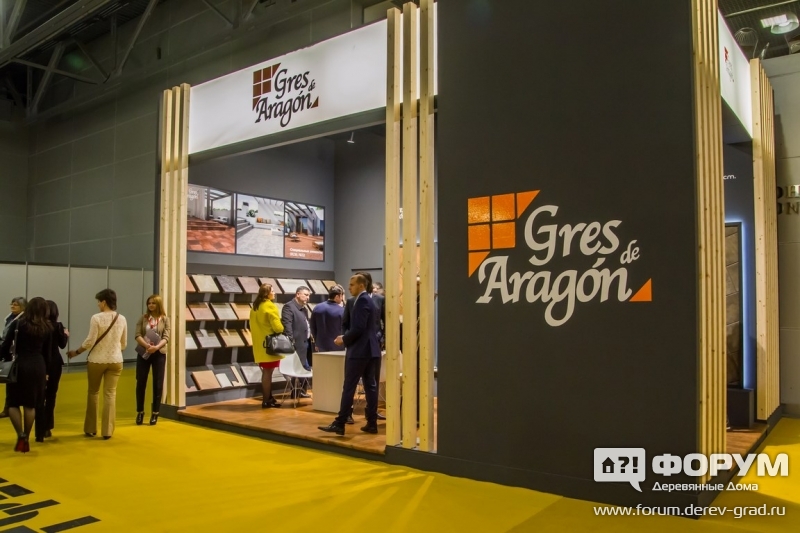 Ступени для лестниц от фабрики Gres de Aragon (Грес дэ Арагон)