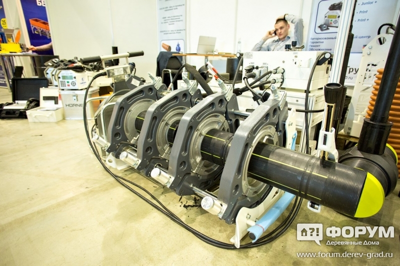 Качественный аппарат для соединения газовых пластиковых труб