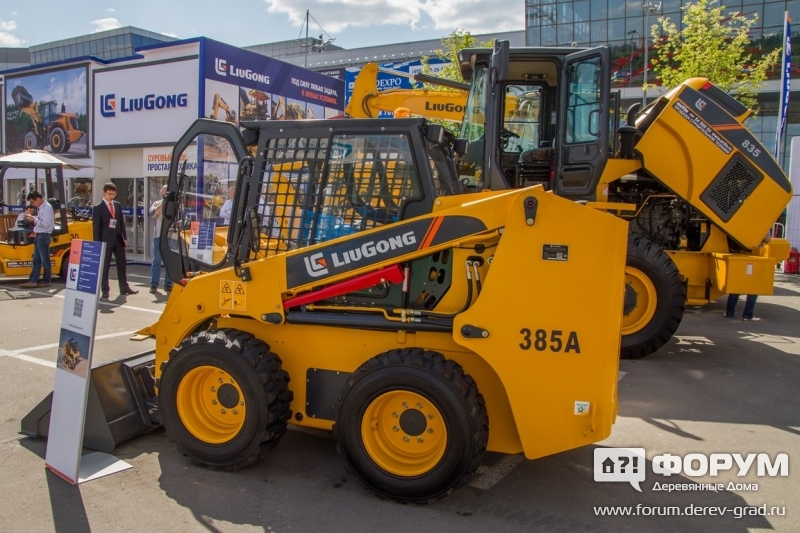 Надежный мини-погрузчик LIUGONG CLG 385A (Лиугонг СиЭлДжи 385А)