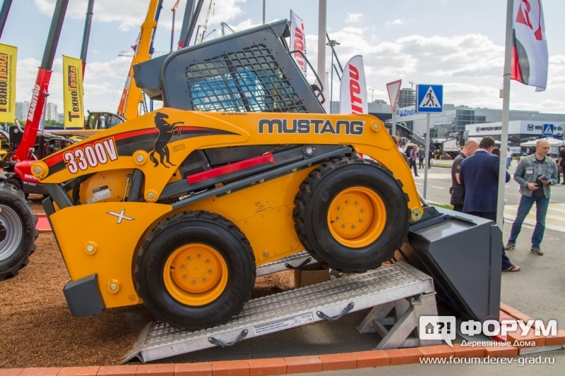 Надежный минипогрузчик Mustang 3300v (Мустанг 3300v)