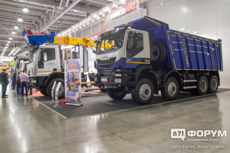 Современный самосвал IVECO Trakker 450 (Ивеко Трэкер)