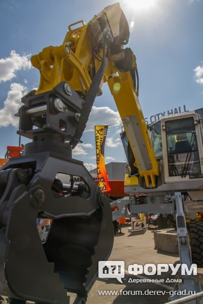 Шагающий экскаватор Menzi Muck M525 (Мензи Мак М525) (1)