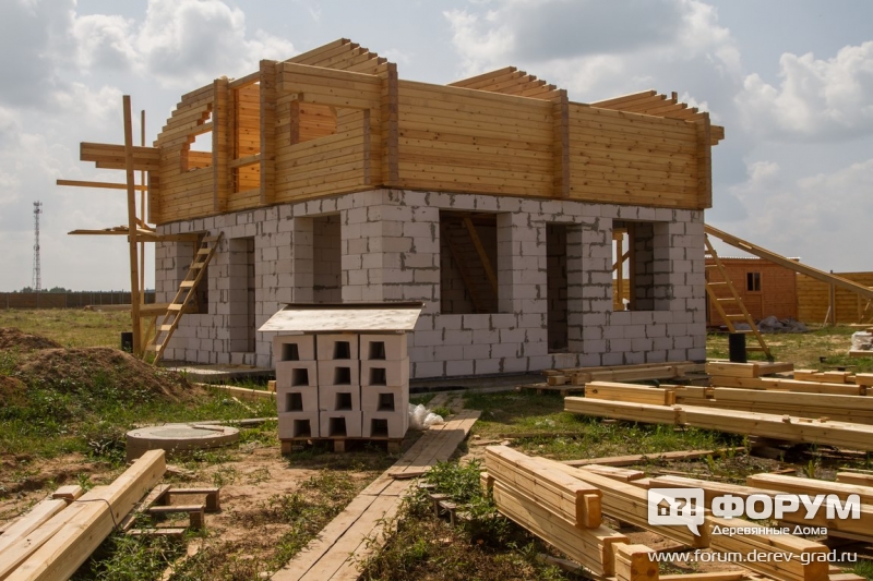Комбинированный дом компании Норд Хаус (Nord house)