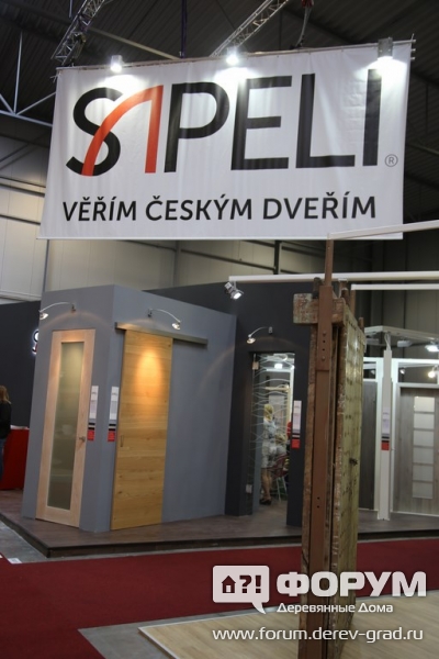 Двери из дерева Сапели (Sapeli)