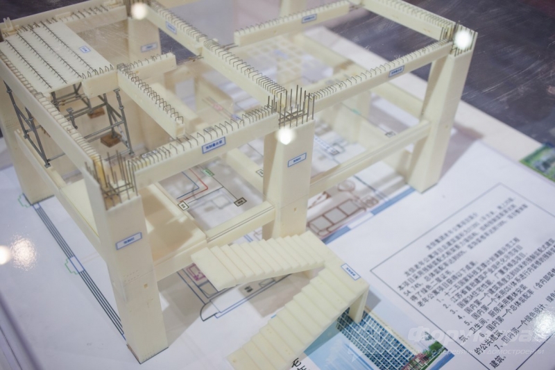 Монолитные лестницы от компании Longxin group (Лонгксин груп) (7)
