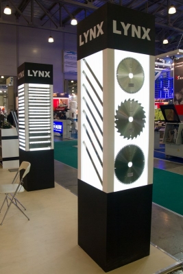 Образцы на стенде LYNX